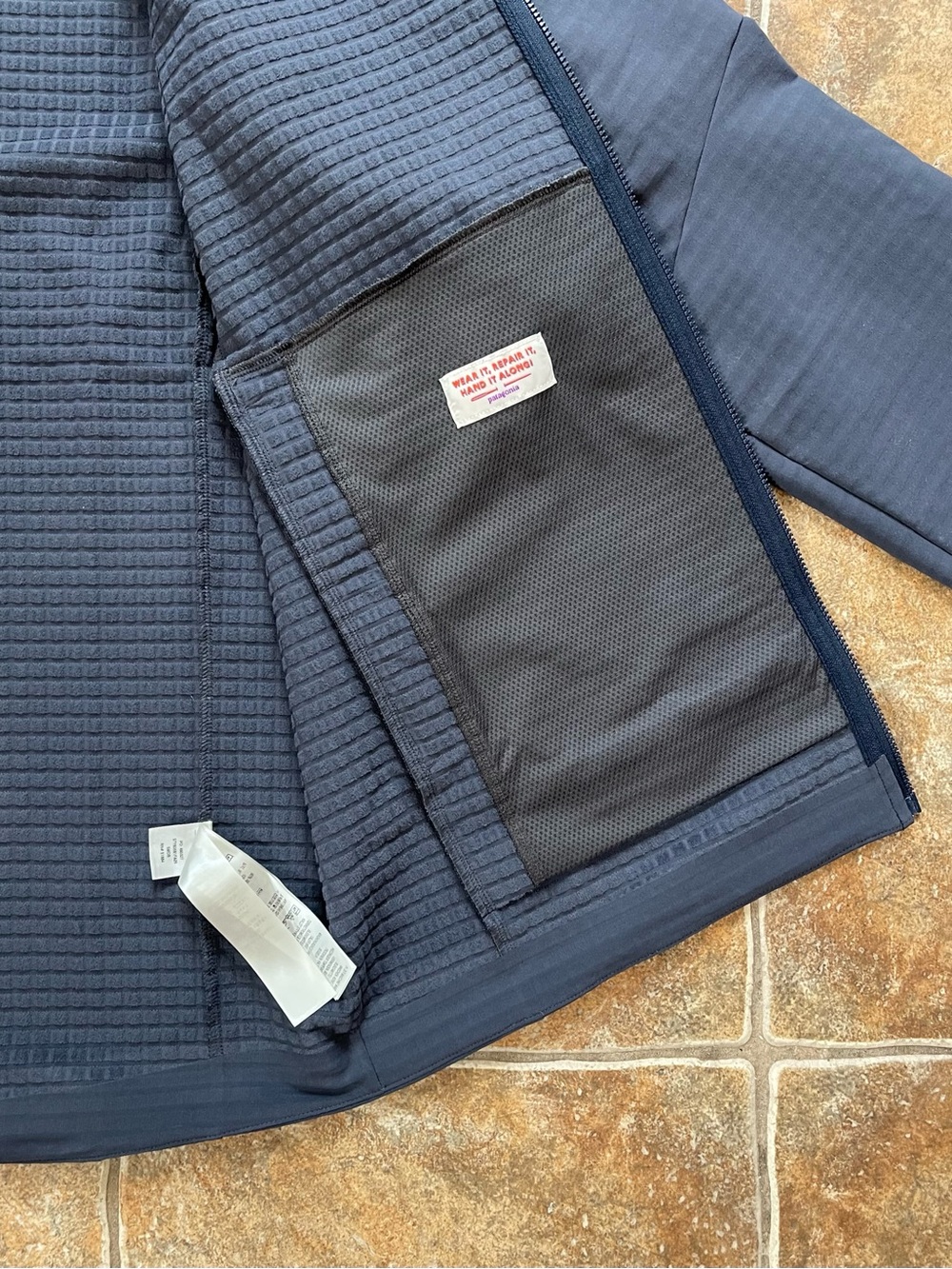 Men's R1® TechFace Jacket - Picture 6 of 11